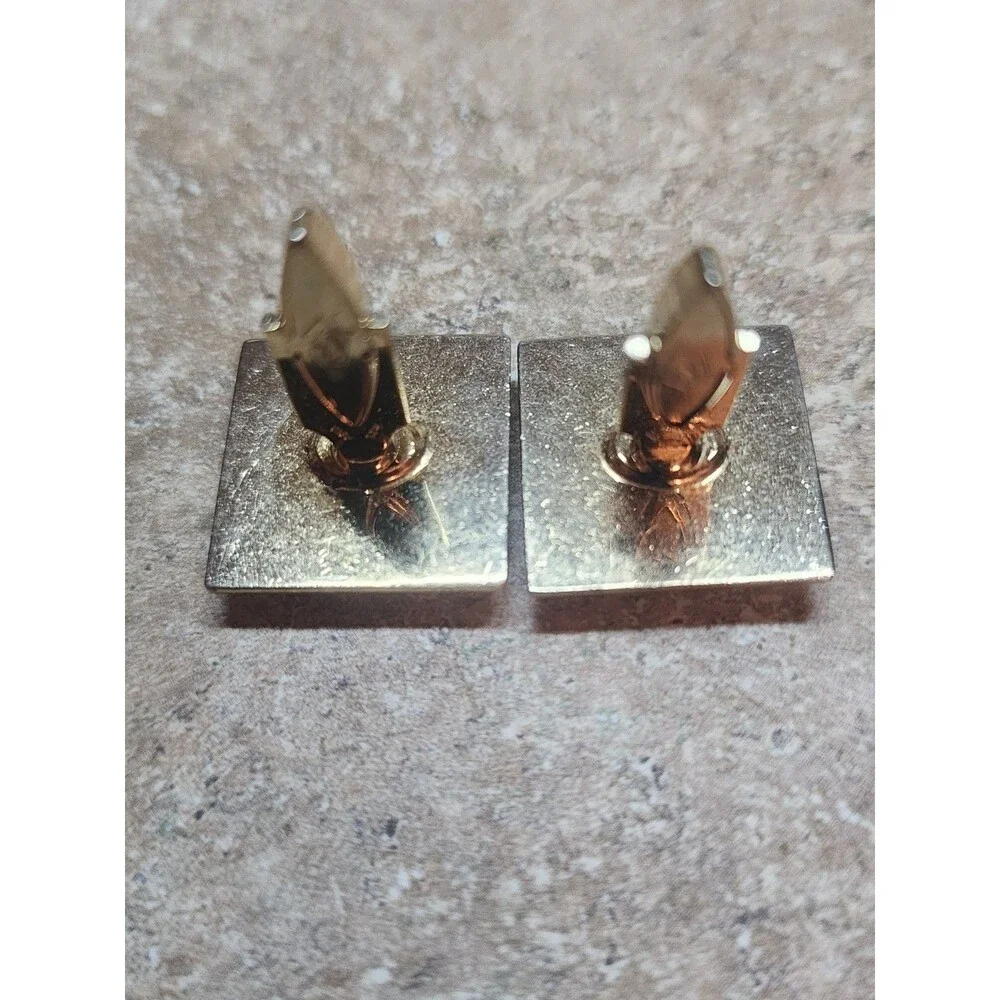 Unbranded vintage cufflinks